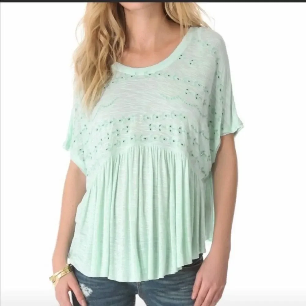 Free People teal green eyelet dolman short sleeve size medium flowy